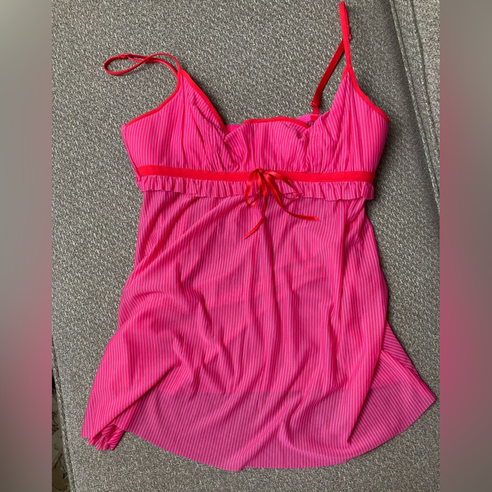 Victorias Secret Pout Line Top